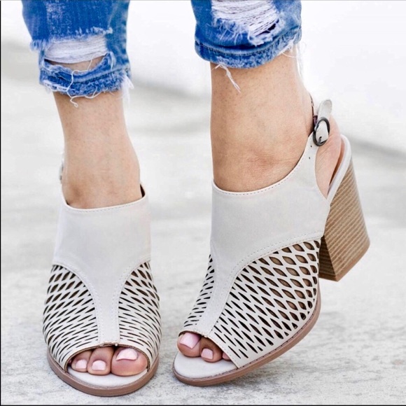 🚨Final Price🚨Beige Slingback Bootie - Picture 2 of 2